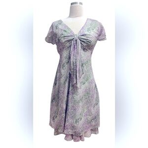 Kathy Roberts Floral 👗V-Neck Dress